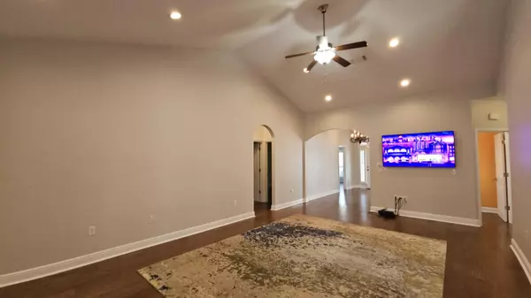 Freeport, FL 32439,92 Mozart Lane