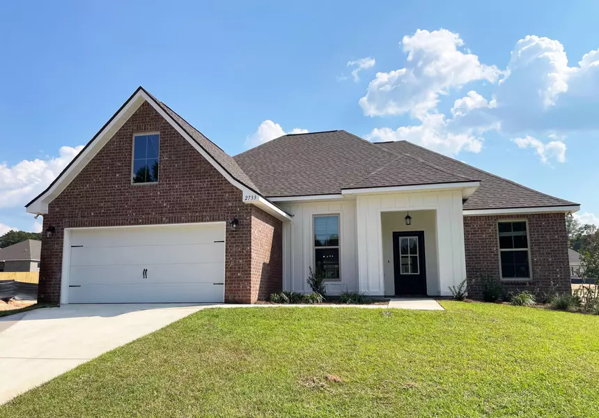 2733 Louis Circle, Crestview, FL 32536