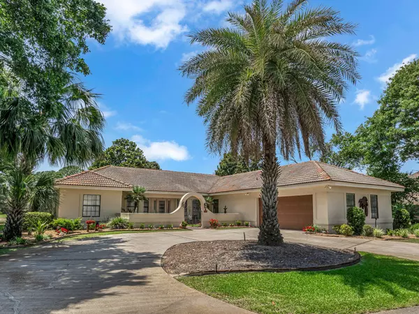 Miramar Beach, FL 32550,370 Golfview Drive