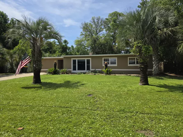 361 NE Gardner Drive, Fort Walton Beach, FL 32548
