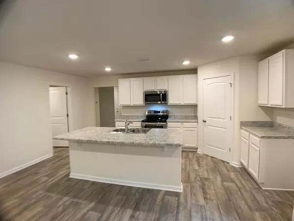 Milton, FL 32583,6352 Firefly Drive