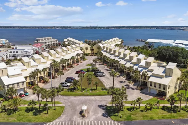 Navarre, FL 32566,8520 Gulf Boulevard  #23