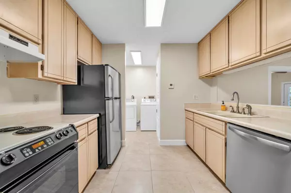 Destin, FL 32541,44 Rue De Fecamp