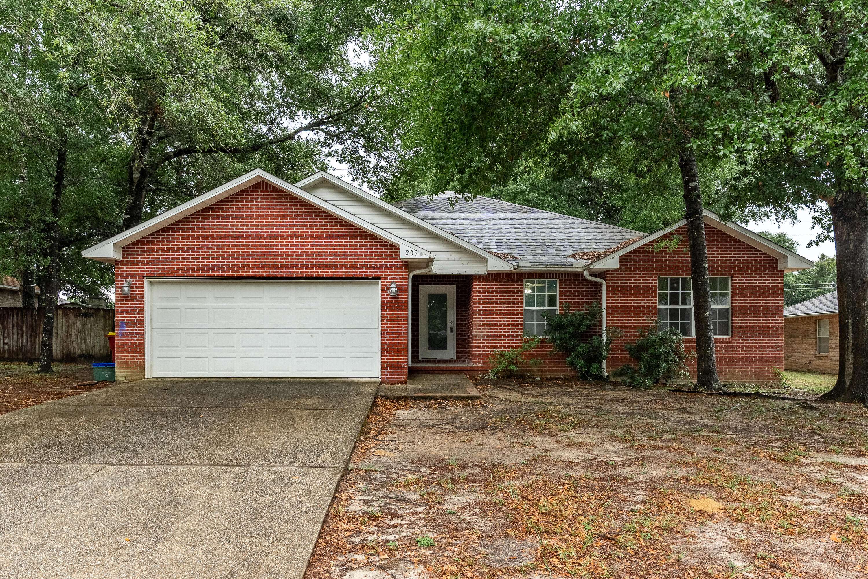 209 Warrior Street, Crestview, FL 32536