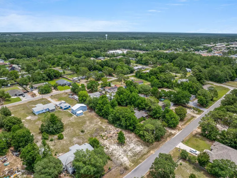 8390 Verano Street, Navarre, FL 32566