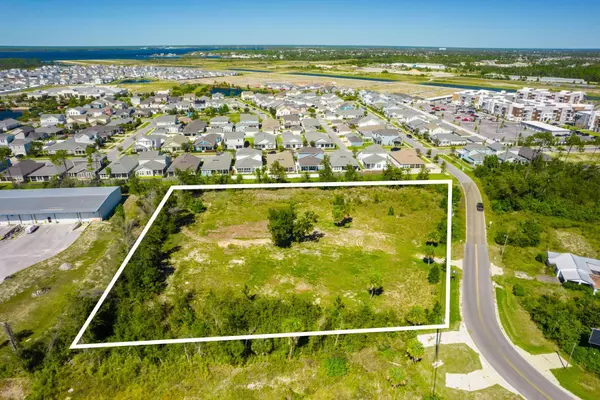 Panama City, FL 32405,3716/3712 Airport Road