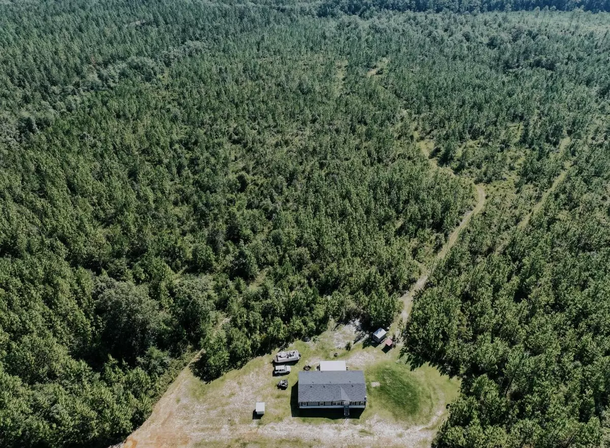 Baker, FL 32531,604 Charles Booker Road