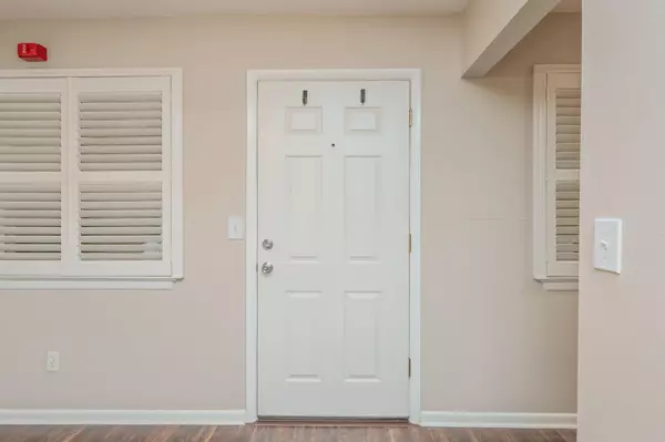 Mary Esther, FL 32569,209 W Miracle Strip Parkway  #C 202