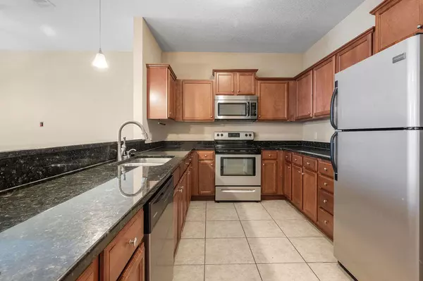 Fort Walton Beach, FL 32547,996 Leigh Ann Lane