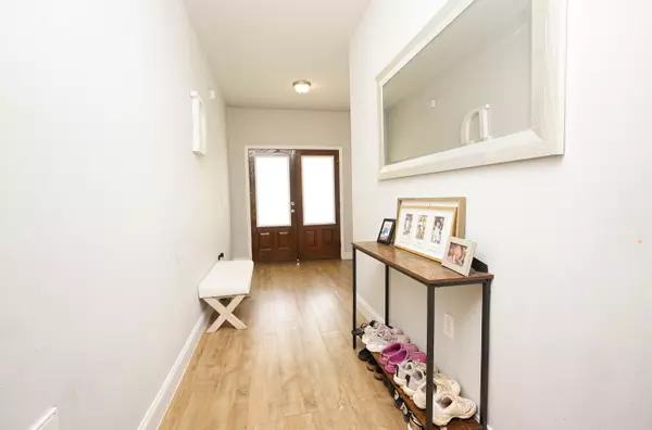 Crestview, FL 32539,415 Scooter Cove