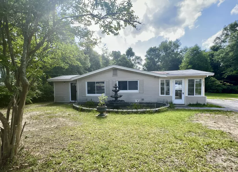 4307 7th Avenue, Pace, FL 32571