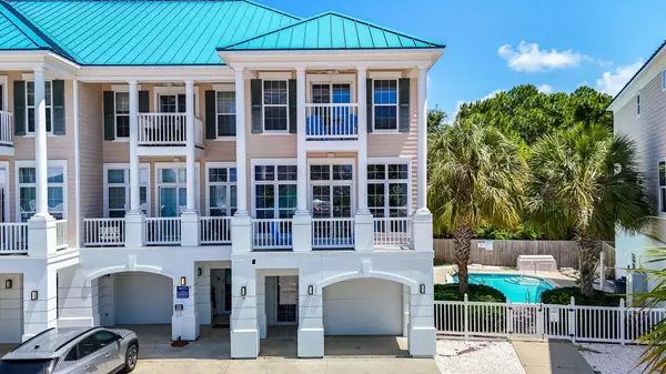 512 Dement Circle  #APT F, Panama City Beach, FL 32407