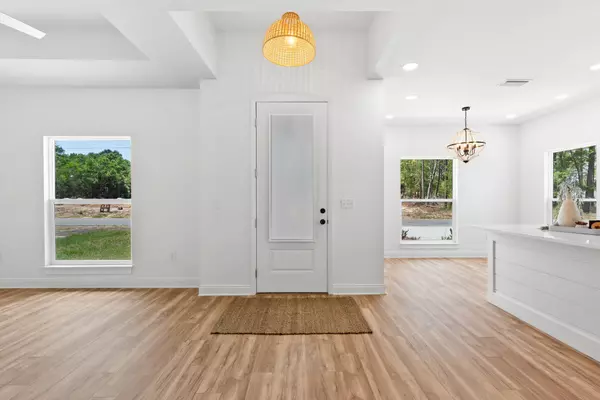 Defuniak Springs, FL 32433,63 E Raphael Road