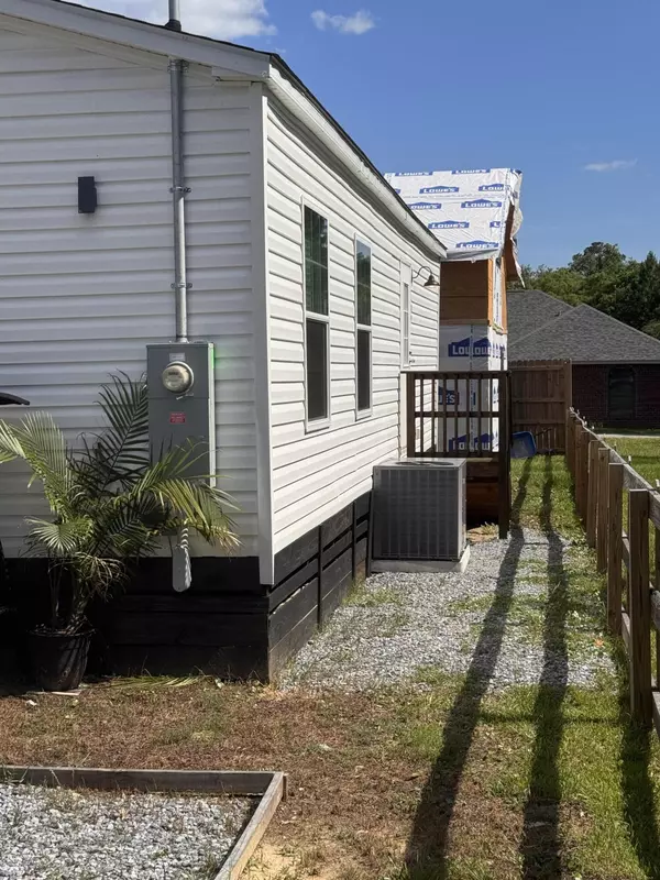 Pensacola, FL 32534,1573 W Detroit Boulevard