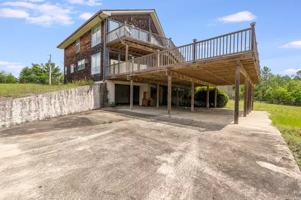 Defuniak Springs, FL 32435,318 Oakridge Cemetery Road