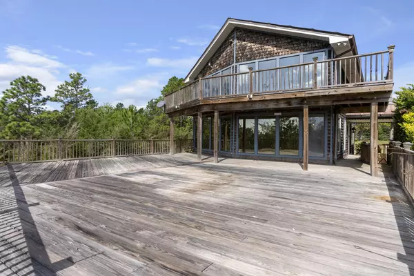 Defuniak Springs, FL 32435,318 Oakridge Cemetery Road