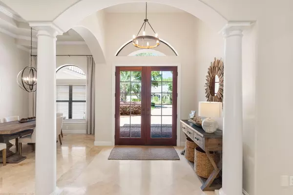 Destin, FL 32541,416 Admiral Court