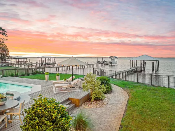 Santa Rosa Beach, FL 32459,92 Carolyn Lane