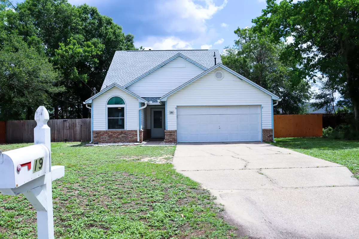 Crestview, FL 32539,19 Holly Road