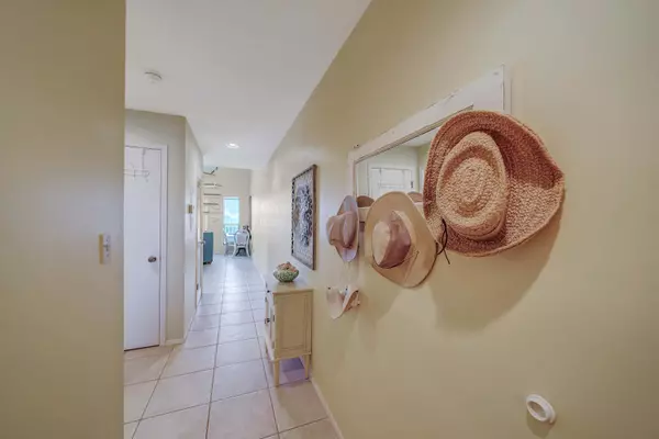 Panama City Beach, FL 32413,17614 Front Beach  #E17