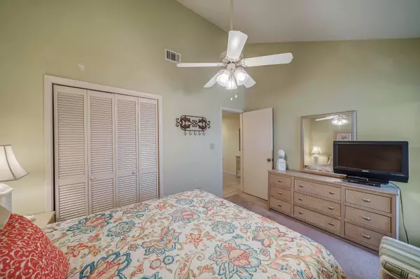 Panama City Beach, FL 32413,17614 Front Beach  #E17