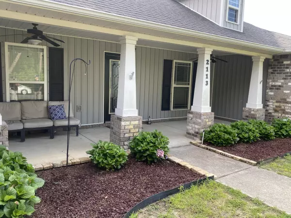 2113 Salamanca Street, Navarre, FL 32566