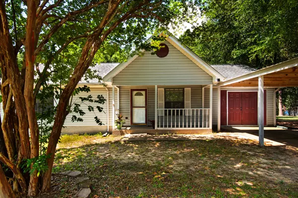 Crestview, FL 32539,223 W Pinoak Court
