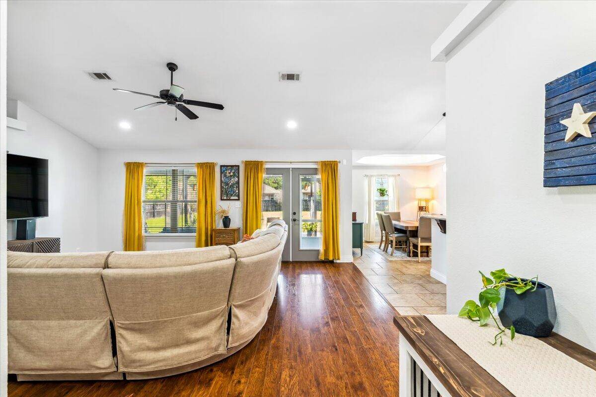 Navarre, FL 32566,8170 Tavira Street