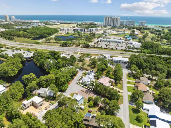 Miramar Beach, FL 32550,14 Bayshore Pines Court