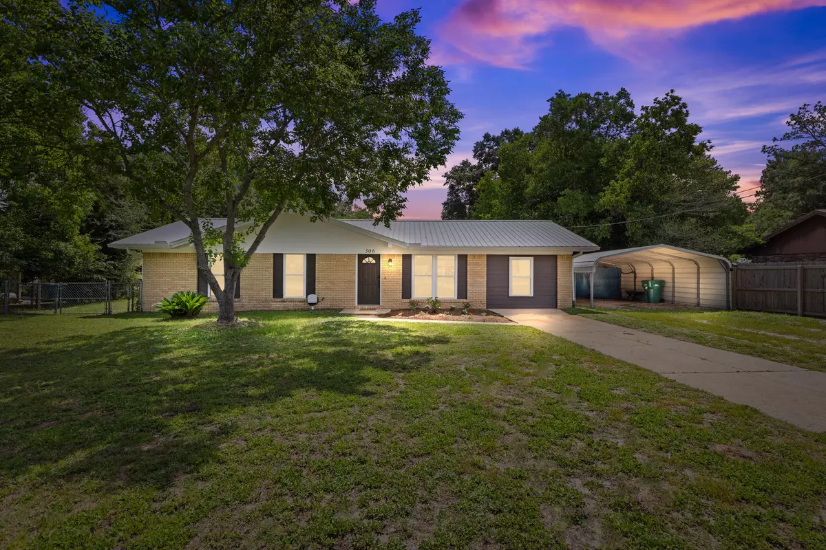 Crestview, FL 32539,306 Forrest Parkway