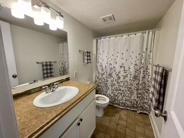 Niceville, FL 32578,201 E College Boulevard #46