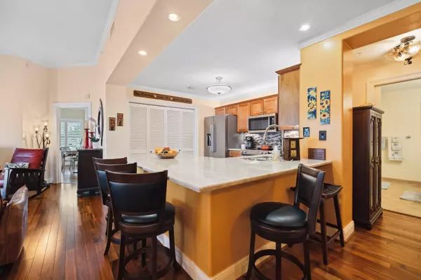 Destin, FL 32541,770 Harbor Boulevard #1J