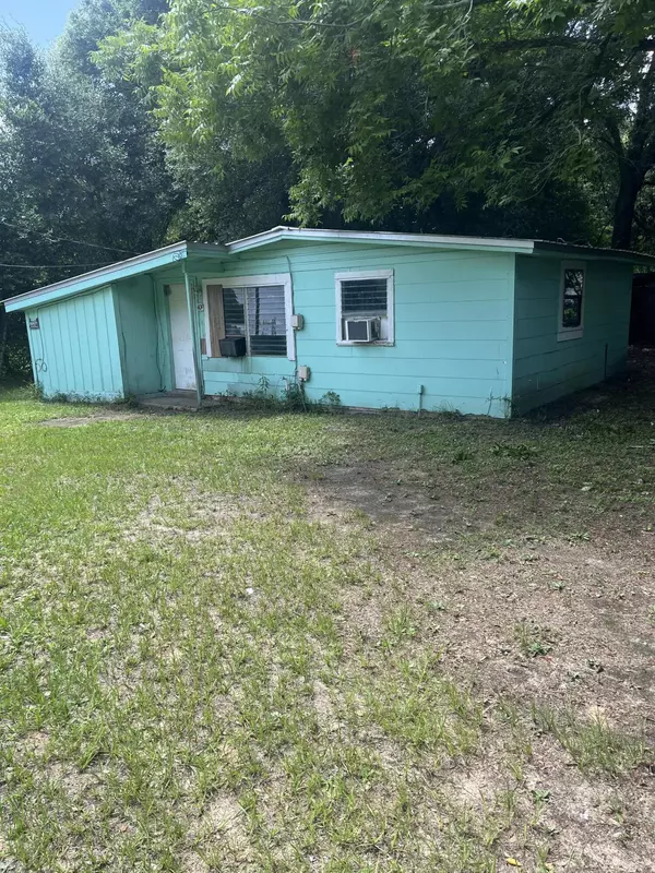 Crestview, FL 32539,401-409 Brock East Avenue