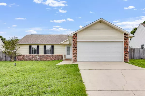 Crestview, FL 32539,121 Trenton Avenue