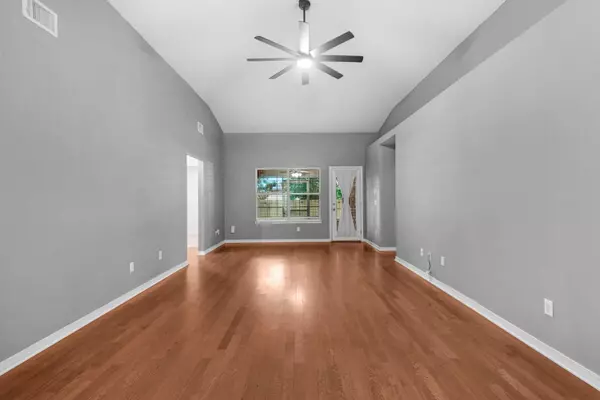 Navarre, FL 32566,9761 Leeward Way Way