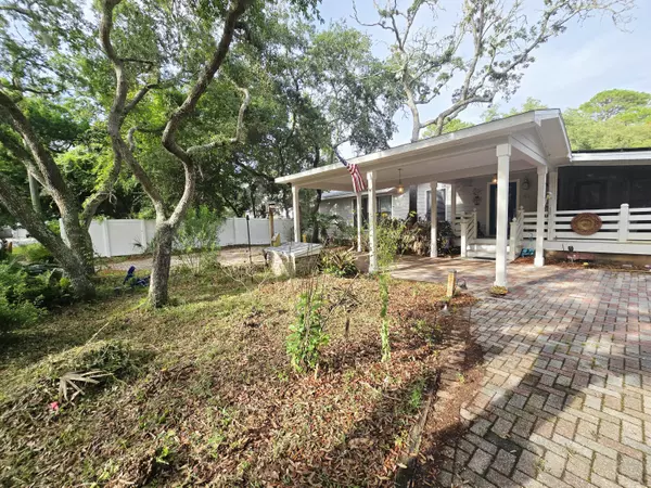 Santa Rosa Beach, FL 32459,82 Palmetto Street
