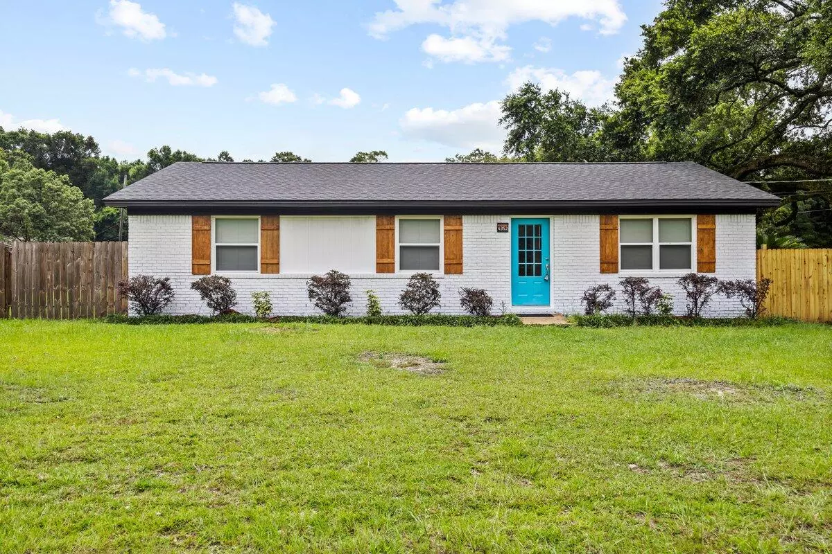 Pace, FL 32571,4352 Watkins Street