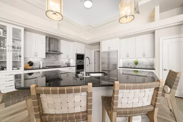 Destin, FL 32541,129 W Country Club Drive