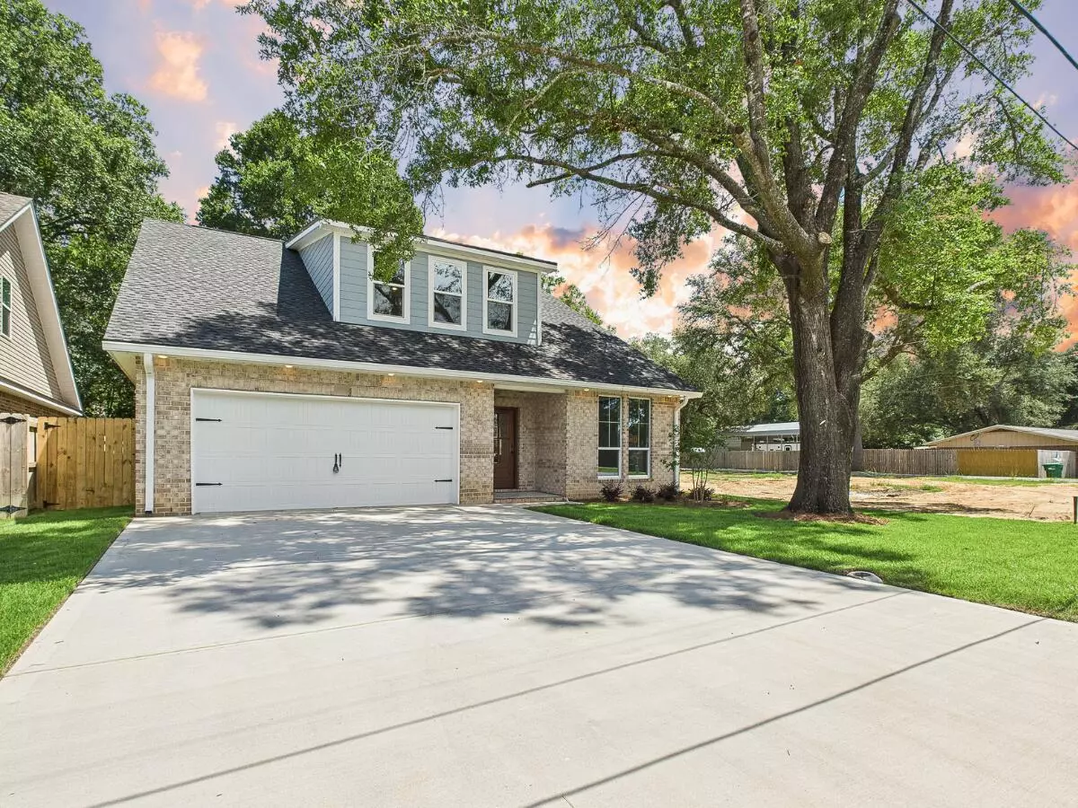 Niceville, FL 32578,915 47Th Street