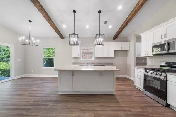 Pensacola, FL 32514,2304 Berg Street Street