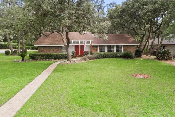 1127 Muirfield Way, Niceville, FL 32578