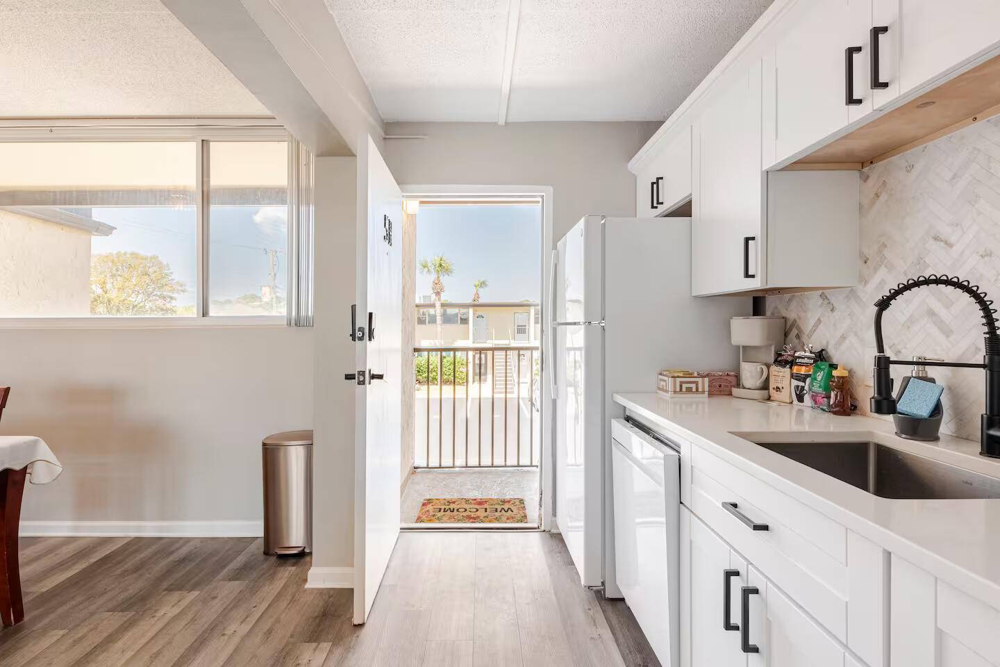 Mary Esther, FL 32548,300 Miracle Strip Parkway  #5H