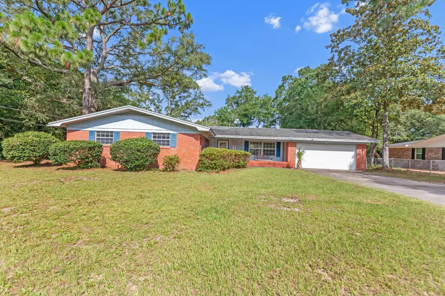 19 Bayview Drive, Shalimar, FL 32579
