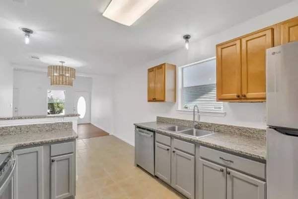 Destin, FL 32541,1014 Airport Road  #163