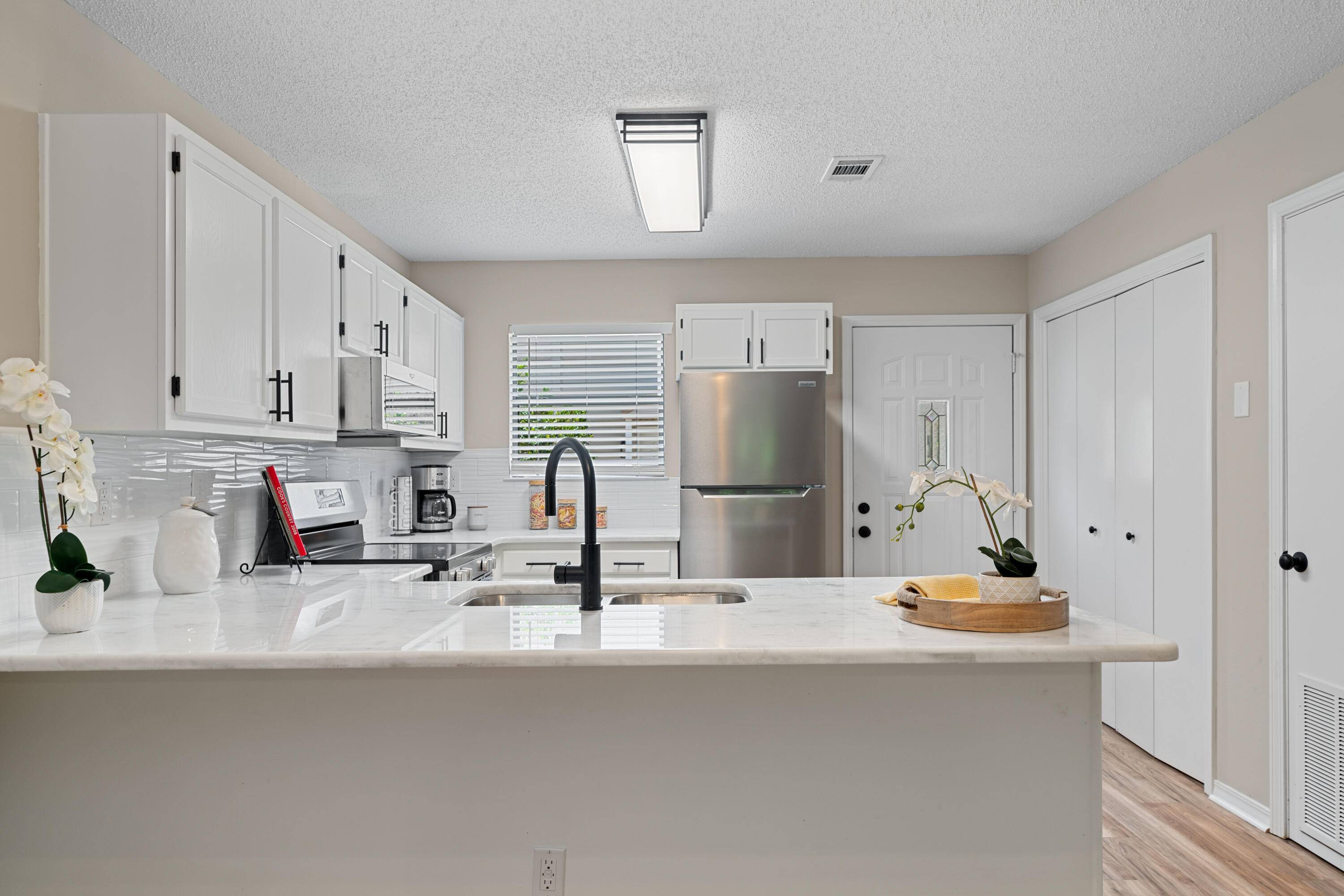 1681 W Highway 98  #APT 3, Mary Esther, FL 32569