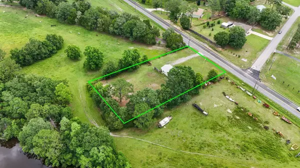 Defuniak Springs, FL 32433,5213 St Highway 83