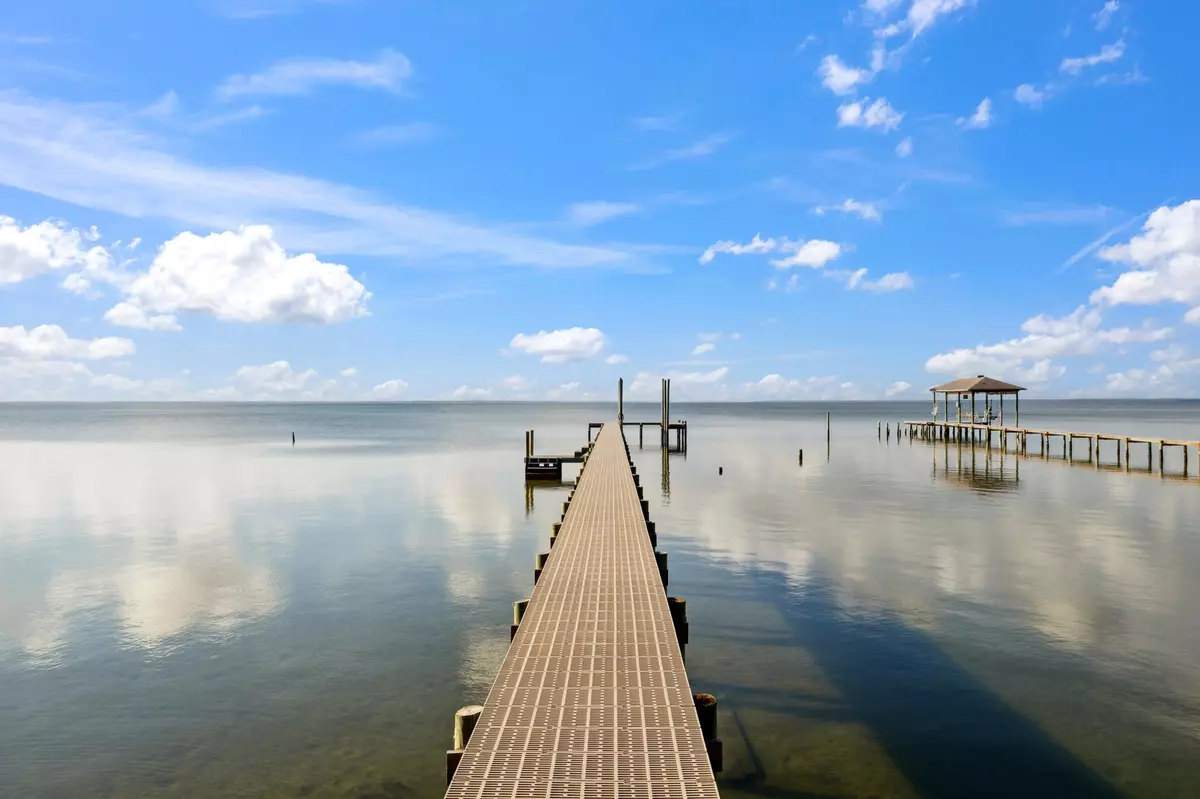 Gulf Breeze, FL 32563,4536 Hickory Shores Boulevard