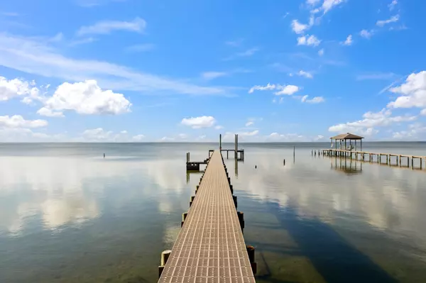 4536 Hickory Shores Boulevard, Gulf Breeze, FL 32563