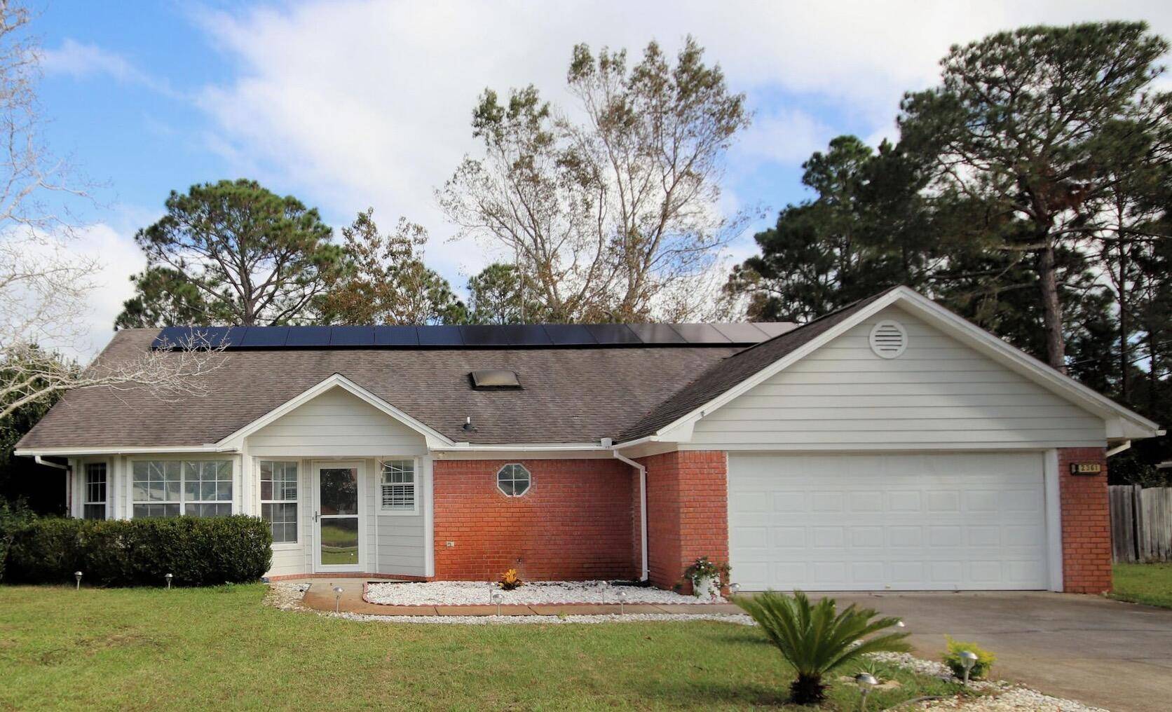 2361 Mary Anne Circle, Navarre, FL 32566