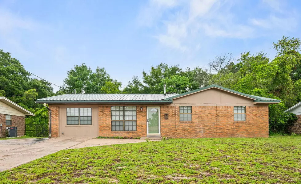 181 Miramar Street, Mary Esther, FL 32569